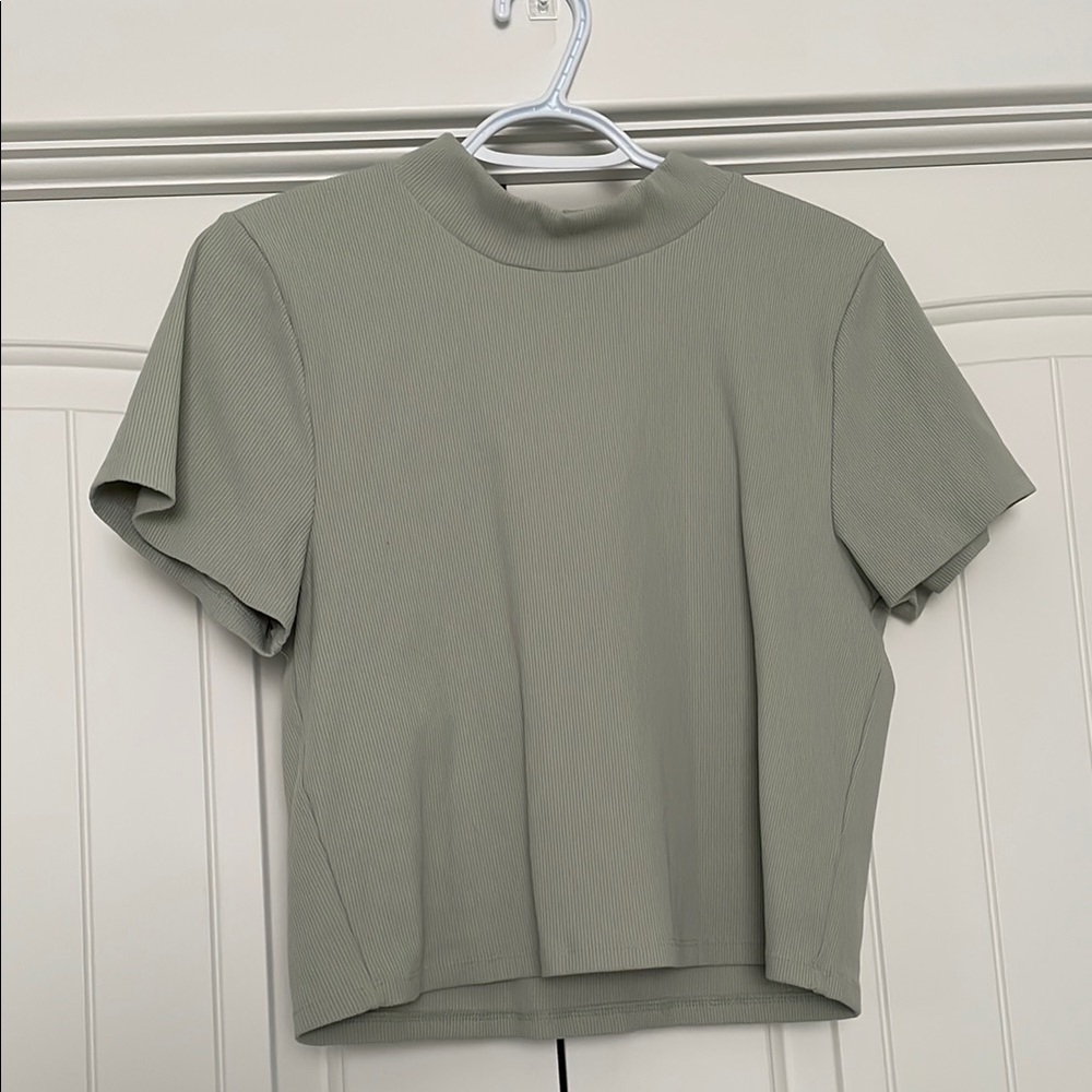 Babaton Sage Green Short Sleeve Tee